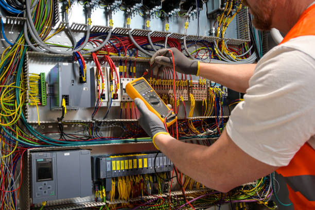 Best Licensed Electrician  in Charleston, IL